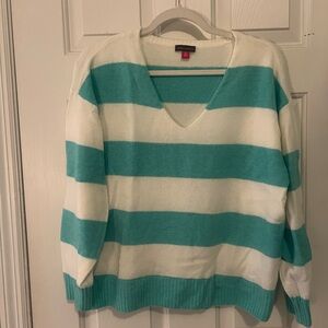Vince Camuto Teal & White Sweater! Excellent Condition! Limited Wear! ✨